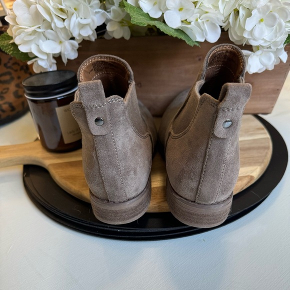 Eurosoft Suede Boots - Picture 2 of 6